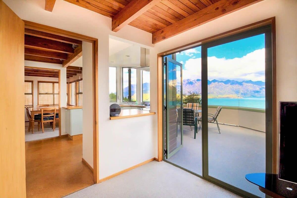 Ruby'S Fernhill Vista Villa Queenstown Exterior photo