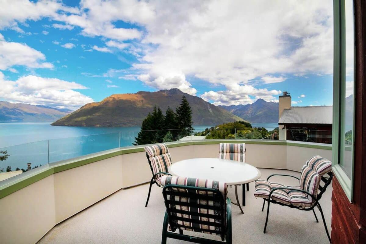 Ruby'S Fernhill Vista Villa Queenstown Exterior photo